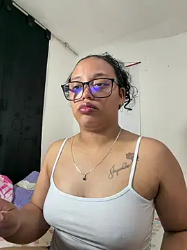 Snapshot of angela_angels_ chatting on July 25, 2026, 3:14 am angela angels online show from July 25, 2026, 3:14 am
