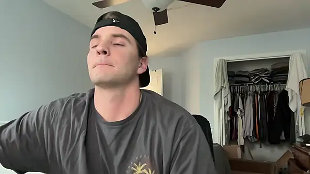 Snapshot of lokii chatting on February 9, 2026, 3:32 pm lokii online show from February 9, 2026, 3:32 pm