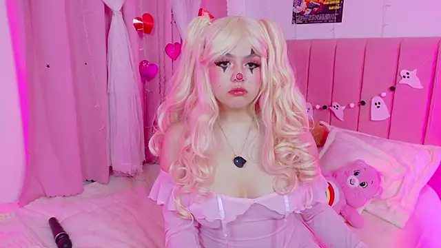 Snapshot of p3ach1 chatting on October 30, 2025, 4:33 am p3ach1 online show from October 30, 2025, 4:33 am