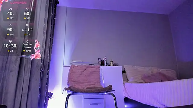 kyliejo18 online show from June 1, 2026, 3:18 am