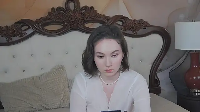 IreneRaye online show from February 5, 2025, 8:11 am