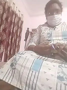 Snapshot of Pushpavathi_78 chatting on February 16, 2026, 1:32 pm Pushpavathi 78 online show from February 16, 2026, 1:32 pm