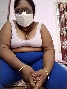 Snapshot of Pushpavathi_78 chatting on February 19, 2026, 10:01 am Pushpavathi 78 online show from February 19, 2026, 10:01 am