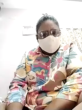 Snapshot of Pushpavathi_78 chatting on February 21, 2026, 6:21 pm Pushpavathi 78 online show from February 21, 2026, 6:21 pm