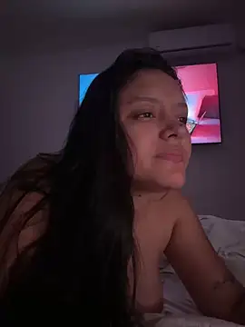 kenndall 21 online show from February 17, 2026, 3:37 am