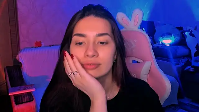 Swee Alicee online show from May 6, 2026, 10:14 pm