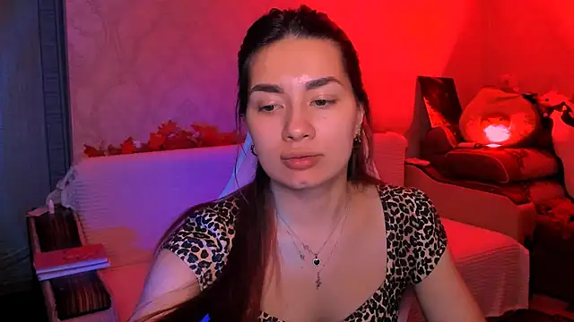 Swee Alicee online show from May 18, 2026, 9:30 pm