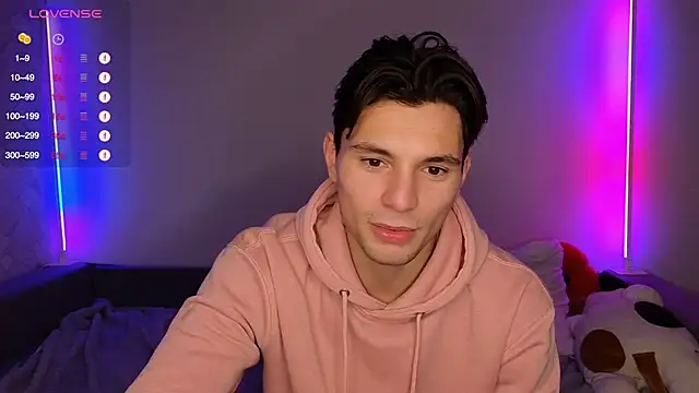 Snapshot of denlover1 chatting on December 4, 2025, 2:05 pm denlover1 online show from December 4, 2025, 2:05 pm