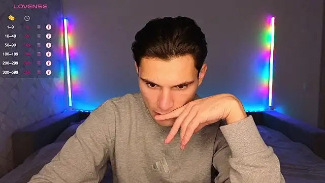 Snapshot of denlover1 chatting on November 21, 2025, 12:48 pm denlover1 online show from November 21, 2025, 12:48 pm