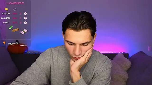 Snapshot of denlover1 chatting on October 8, 2025, 11:45 am denlover1 online show from October 8, 2025, 11:45 am