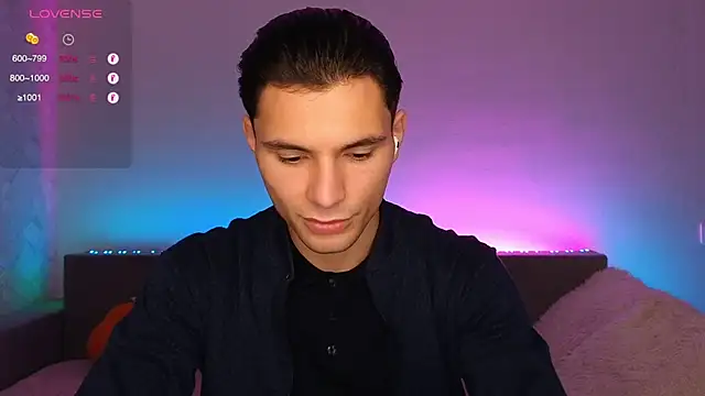 Snapshot of denlover1 chatting on November 7, 2025, 7:35 am denlover1 online show from November 7, 2025, 7:35 am