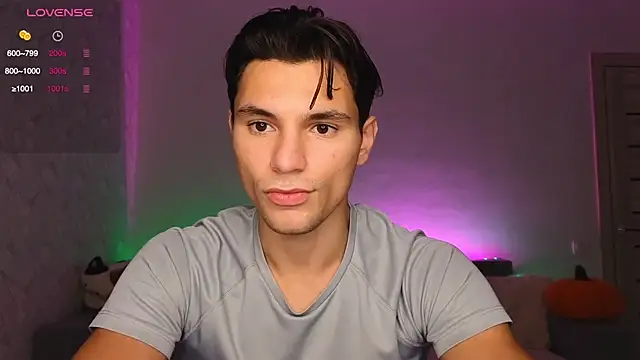 Snapshot of denlover1 chatting on October 20, 2025, 4:03 am denlover1 online show from October 20, 2025, 4:03 am