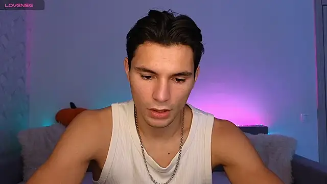 Snapshot of denlover1 chatting on October 26, 2025, 7:53 am denlover1 online show from October 26, 2025, 7:53 am