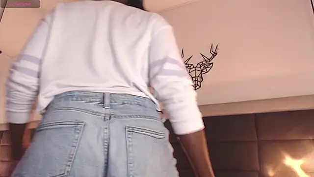 candy lovee69 online show from October 12, 2025, 5:53 am