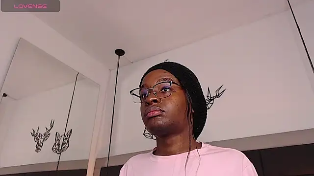 Snapshot of candy_lovee69 chatting on June 9, 2026, 8:43 pm candy lovee69 online show from June 9, 2026, 8:43 pm