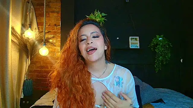 Snapshot of sahra_taylor_ chatting on June 10, 2026, 2:18 pm sahra taylor online show from June 10, 2026, 2:18 pm