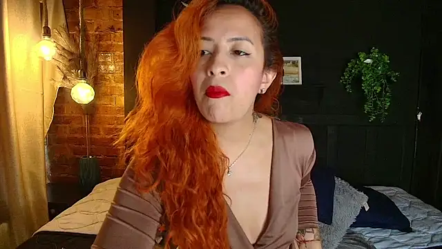 sahra taylor  online show from April 28, 2026, 2:21 pm