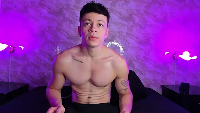 Snapshot of Angel_Cuervo chatting on October 10, 2025, 12:39 pm Angel Cuervo online show from October 10, 2025, 12:39 pm