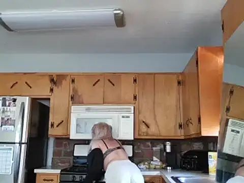 BluEyeGemini333 online show from December 11, 2024, 7:36 pm