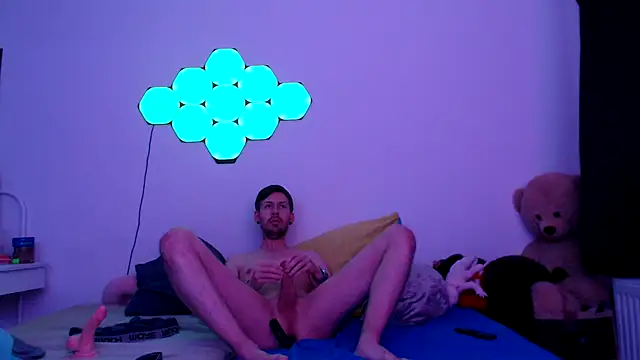 jonny-bisexual online show from October 19, 2025, 6:21 pm