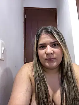 Snapshot of shantal_smith9 chatting on October 16, 2025, 3:15 am shantal smith9 online show from October 16, 2025, 3:15 am