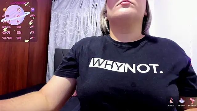 Snapshot of shantal_smith9 chatting on March 11, 2025, 11:47 pm shantal smith9 online show from March 11, 2025, 11:47 pm