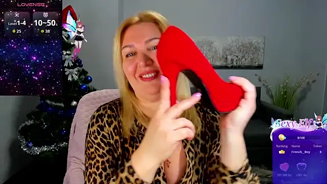 Lili Crossi online show from December 23, 2025, 6:56 am