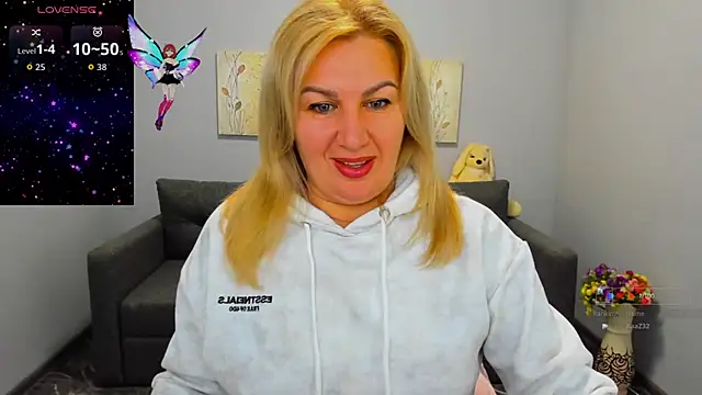 Lili Crossi online show from November 7, 2025, 6:51 am