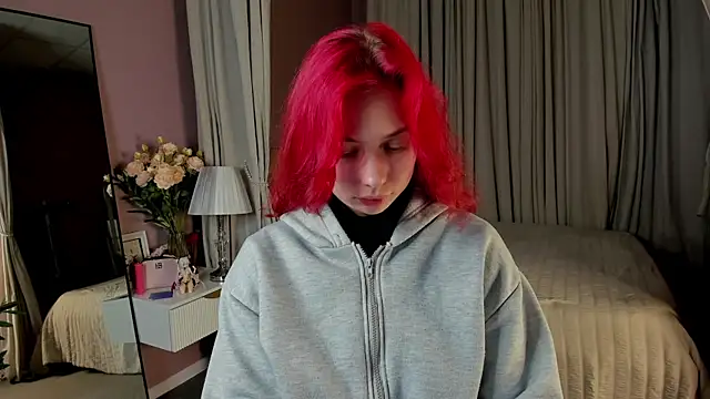 Snapshot of Miss_you_kiss chatting on April 15, 2026, 1:22 am Miss you kiss online show from April 15, 2026, 1:22 am