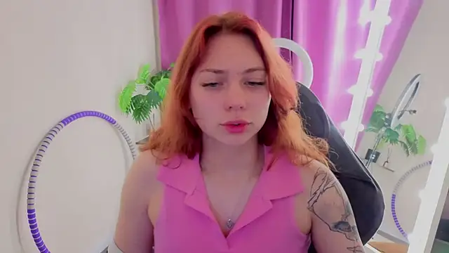 Snapshot of Miss_you_kiss chatting on May 20, 2026, 10:29 pm Miss you kiss online show from May 20, 2026, 10:29 pm