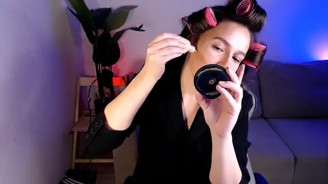 Snapshot of M_Sensual chatting on December 4, 2025, 3:33 pm M Sensual online show from December 4, 2025, 3:33 pm