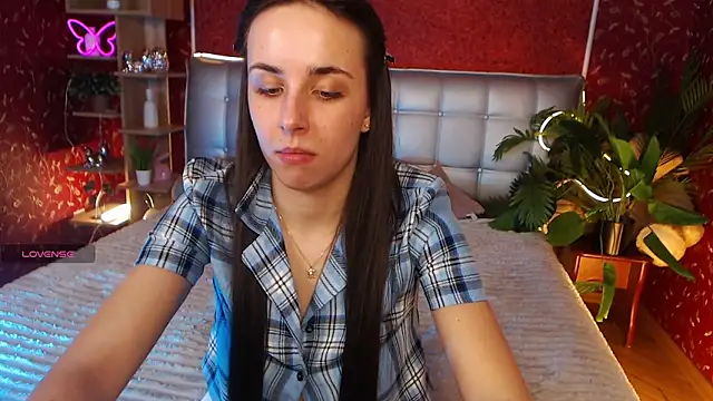 Snapshot of AuroraAksnesss chatting on February 11, 2025, 3:18 pm AuroraAksnesss online show from February 11, 2025, 3:18 pm