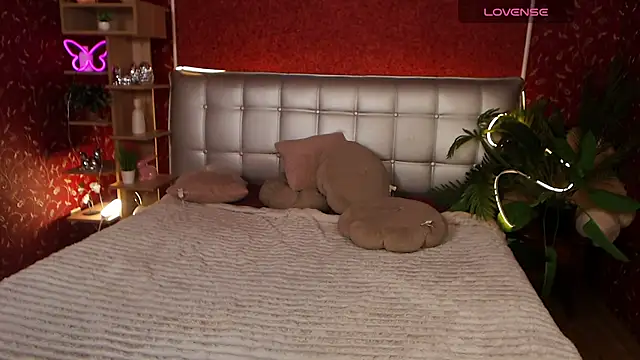 Snapshot of AuroraAksnesss chatting on March 3, 2025, 2:28 pm AuroraAksnesss online show from March 3, 2025, 2:28 pm