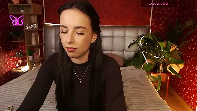 Snapshot of AuroraAksnesss chatting on February 25, 2025, 4:25 pm AuroraAksnesss online show from February 25, 2025, 4:25 pm