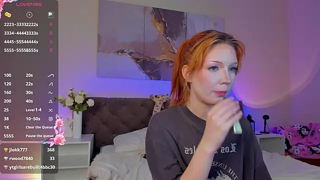 Linablueeyed online show from April 23, 2026, 12:29 pm