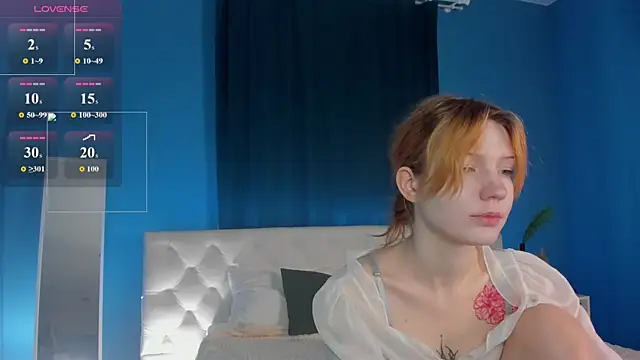 Snapshot of Linablueeyed chatting on June 7, 2026, 9:14 am Linablueeyed online show from June 7, 2026, 9:14 am