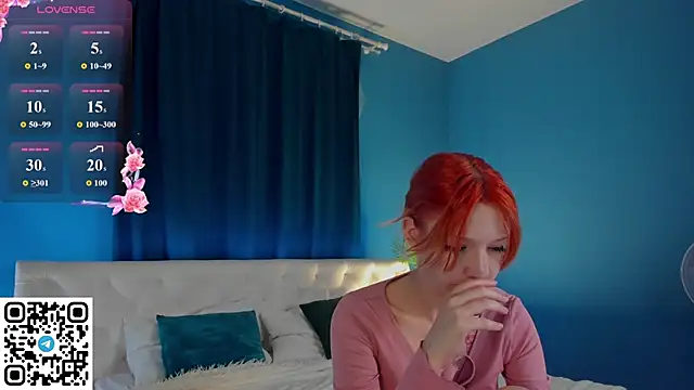 Snapshot of Linablueeyed chatting on June 30, 2026, 9:09 am Linablueeyed online show from June 30, 2026, 9:09 am