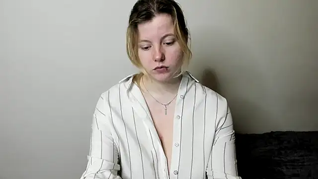 LillyDepp online show from January 11, 2026, 4:03 pm