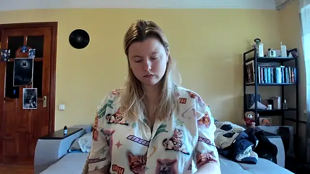 LillyDepp online show from April 29, 2026, 11:47 am
