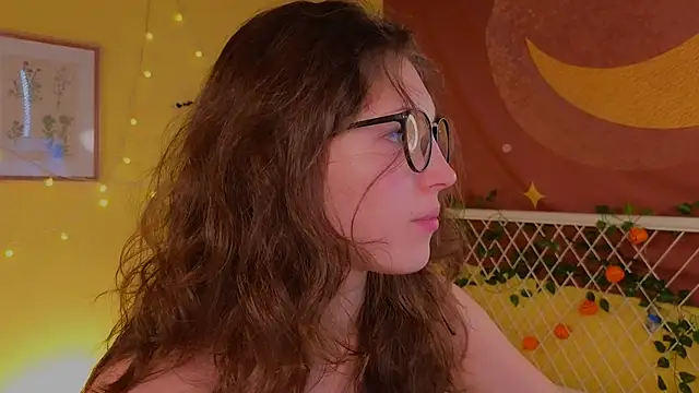 Snapshot of cherry_lea chatting on November 1, 2025, 4:45 pm cherry lea online show from November 1, 2025, 4:45 pm