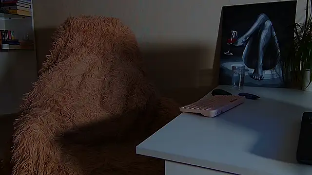 Jules Queen online show from September 10, 2025, 5:39 am