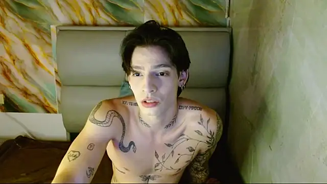 Snapshot of Apolo_Hidalgo01 chatting on September 18, 2025, 6:55 pm Apolo Hidalgo01 online show from September 18, 2025, 6:55 pm