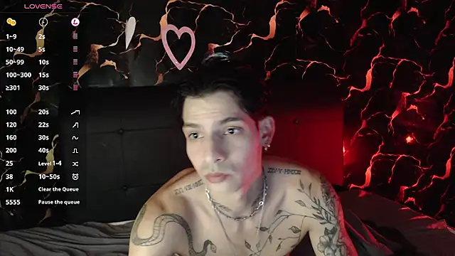 Snapshot of Apolo_Hidalgo01 chatting on February 15, 2026, 11:47 pm Apolo Hidalgo01 online show from February 15, 2026, 11:47 pm