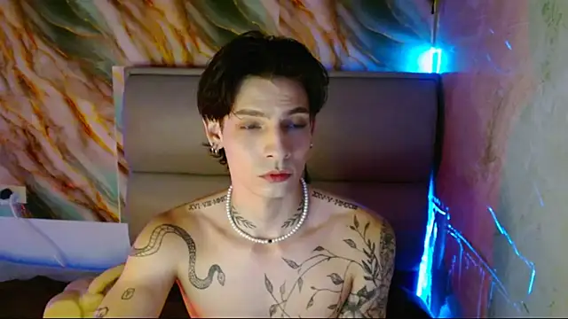 Snapshot of Apolo_Hidalgo01 chatting on September 14, 2025, 4:24 am Apolo Hidalgo01 online show from September 14, 2025, 4:24 am