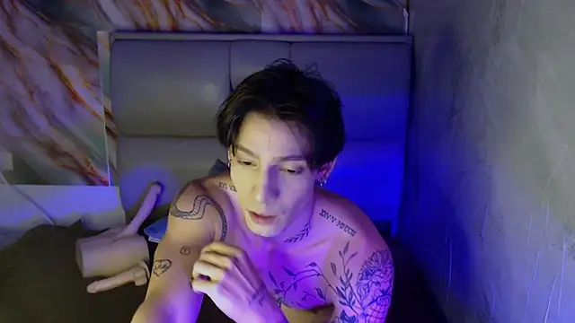 Snapshot of Apolo_Hidalgo01 chatting on October 1, 2025, 8:02 pm Apolo Hidalgo01 online show from October 1, 2025, 8:02 pm