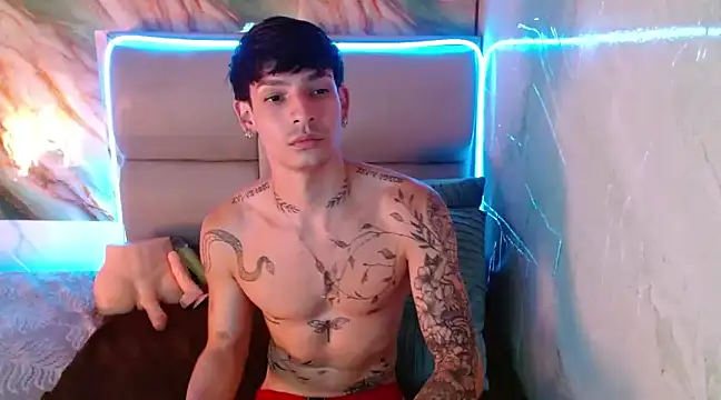 Snapshot of Apolo_Hidalgo01 chatting on March 14, 2025, 4:51 pm Apolo Hidalgo01 online show from March 14, 2025, 4:51 pm