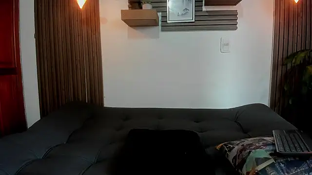 rihannagil online show from October 22, 2025, 3:22 pm