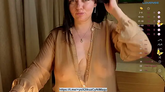Snapshot of Sophy__soft chatting on May 27, 2026, 2:13 pm Sophy soft online show from May 27, 2026, 2:13 pm