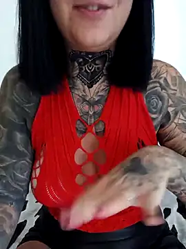 Your DirtyDoll online show from November 5, 2025, 12:52 pm