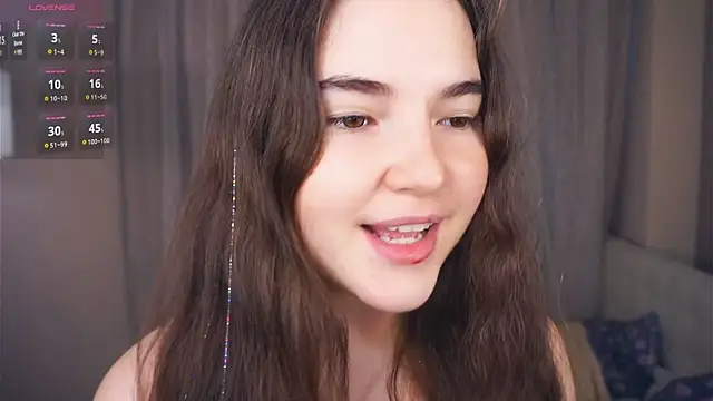 CathrynDail online show from October 28, 2025, 6:23 am